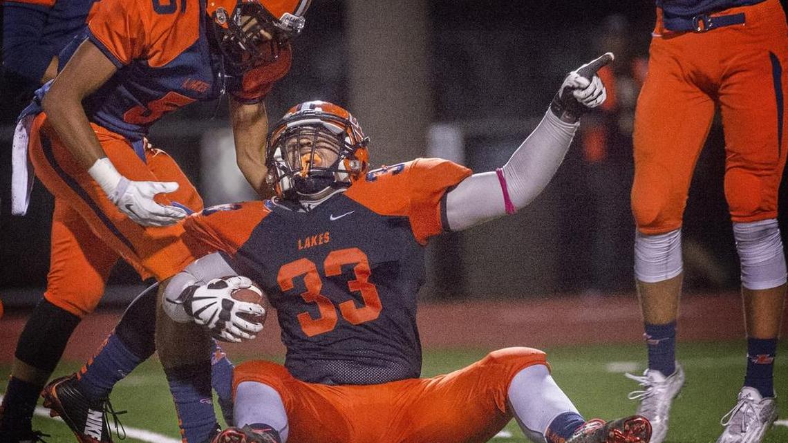 Xavier Banner (33) is one of the team captains as a senior at Lakes, and is determined to have the Lancers ready for their Class 3A first-round playoff matchup Saturday against Southridge at Kennewick.