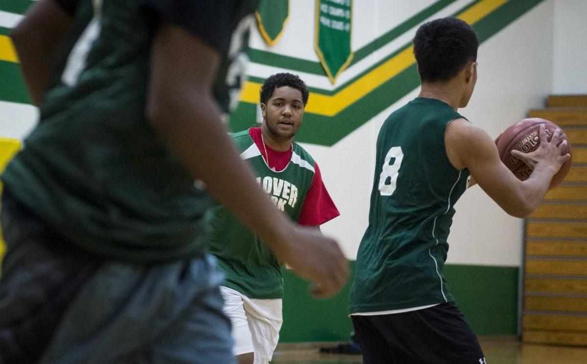 Clover Park's Davien Harris-Williams practices at Clover Park High School in Lakewood, Wash., on Monday, Feb. 12, 2018.