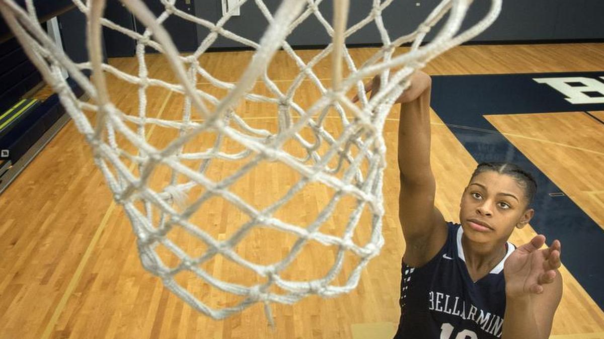 Bellarmine Prep basketball player Shalyse Smith shoots the basketball during practice at Bellarmine Preparatory School in Tacoma on Tuesday.