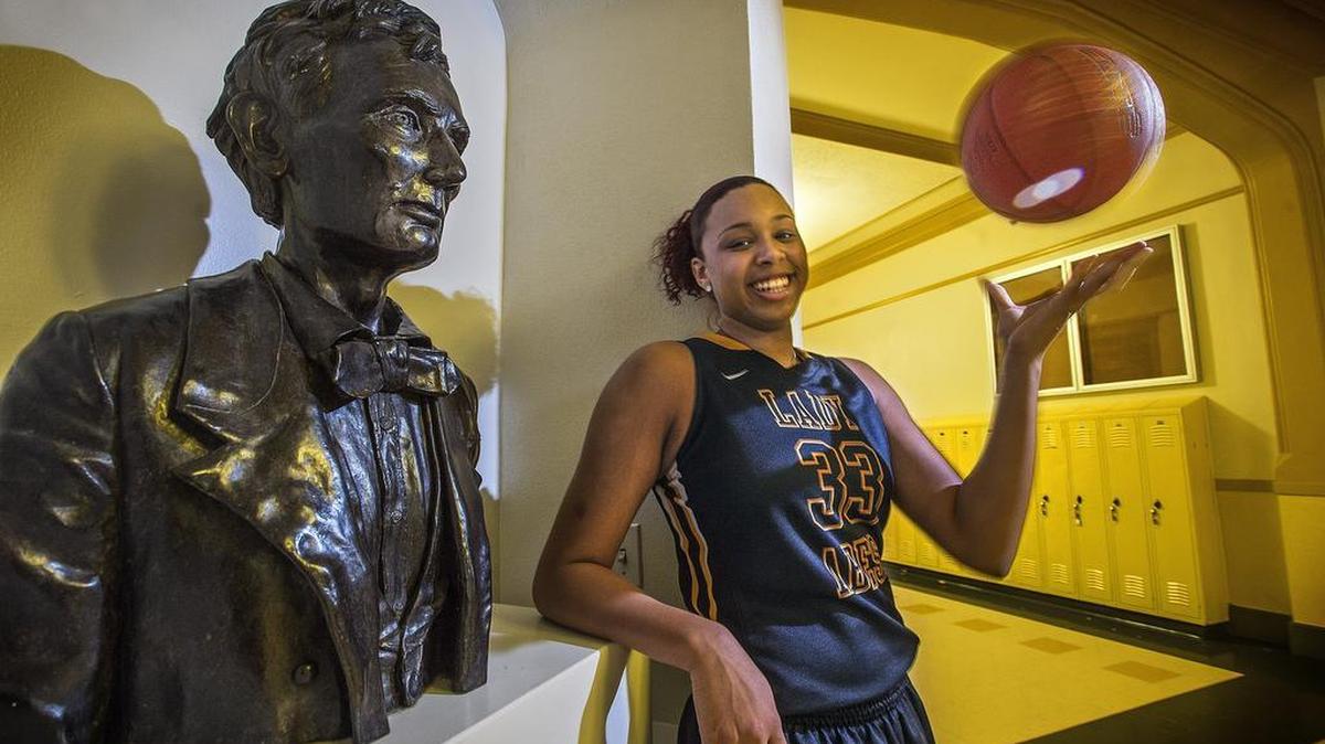 Lincoln's Tamia Braggs, a Santa Clara commit and two-time 3A Narrows MVP. This for our girls basketball preview Thursday 12/17/15.