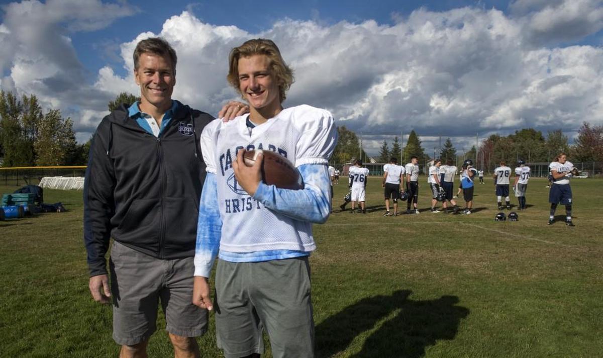 Cascade Christian running back Madden Tobeck, right, is the son of former WSU and Seattle Seahawks center Robbie Tobeck. Photo taken in Puyallup on Wednesday, Oct. 11, 2017.