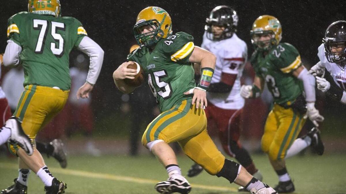Tumwater’s Jarid Barrett breaks loose for a long run against Franklin Pierce. Barrett scored two touchdowns.