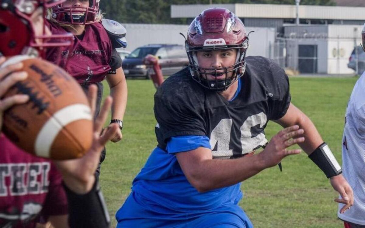 
Speed is what sets Bethel High School lineman Ezra Cleveland apart from others of his size — 6-foot-6, 290 pounds — and has made him one of the state’s top recruits.
