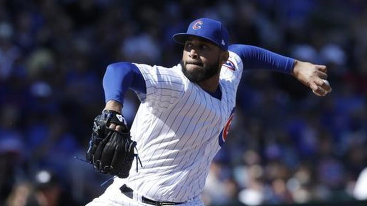 The Seattle Mariners picked up relief pitcher Dario Alvarez off waivers from the Chicago Cubs.