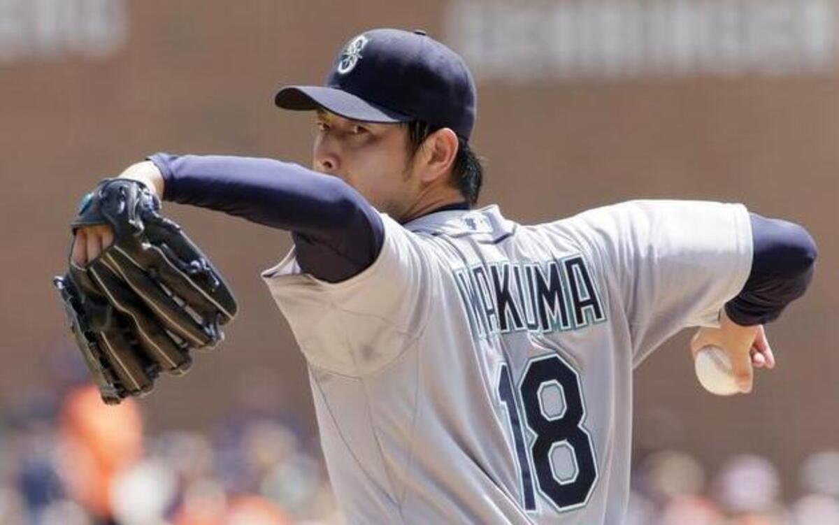 
Seattle Mariners' Hisashi Iwakuma pitches against the Detroit Tigers during the first inning of a baseball game Thursday, July 23, 2015, in Detroit.

