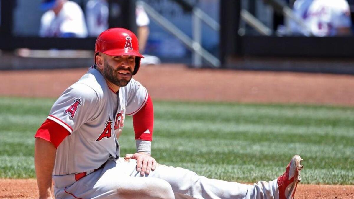 Veteran infielder Danny Espinosa joined the Mariners prior to Monday’s game against Boston.
