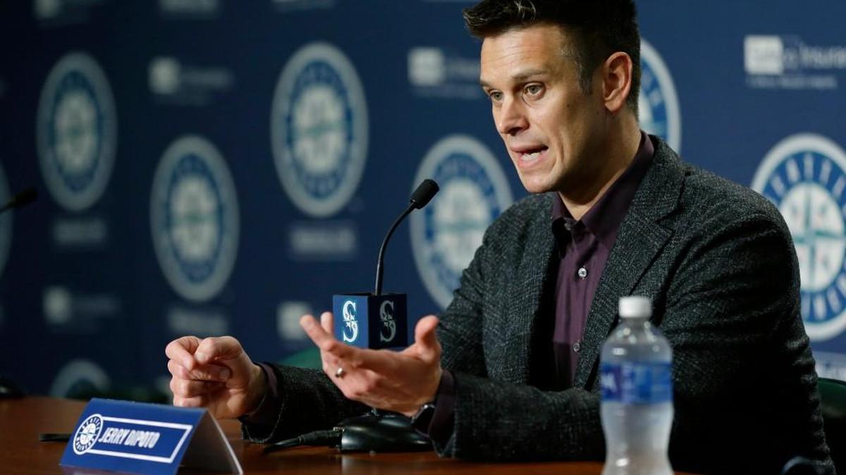 Mariners general manager Jerry Dipoto faces one overriding offseason goal: Acquire an impact addition to bridge the gap to Houston.