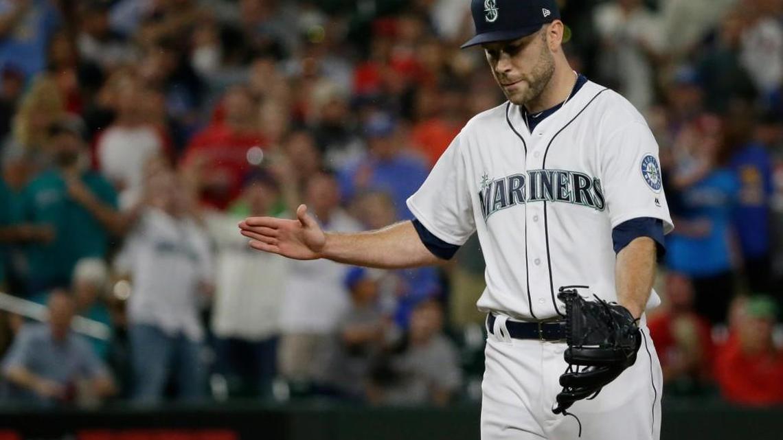 Reliever David Phelps suffered an elbow injury Aug. 6 at Kansas City.