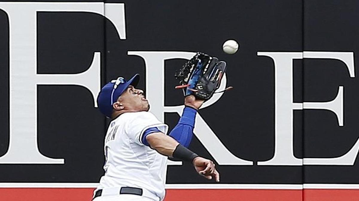 Former Rangers center fielder Leonys Martin should bring speed to the outfield the Mariners have been missing.