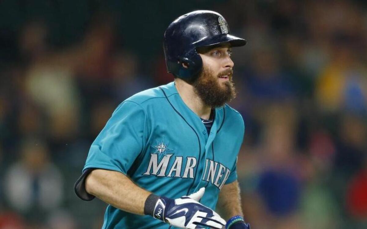 
Dustin Ackley, who was the No. 2 draft pick in 2009, was traded by the Seattle Mariners to the New York Yankees for a pair of minor leaguers on Thursday.
