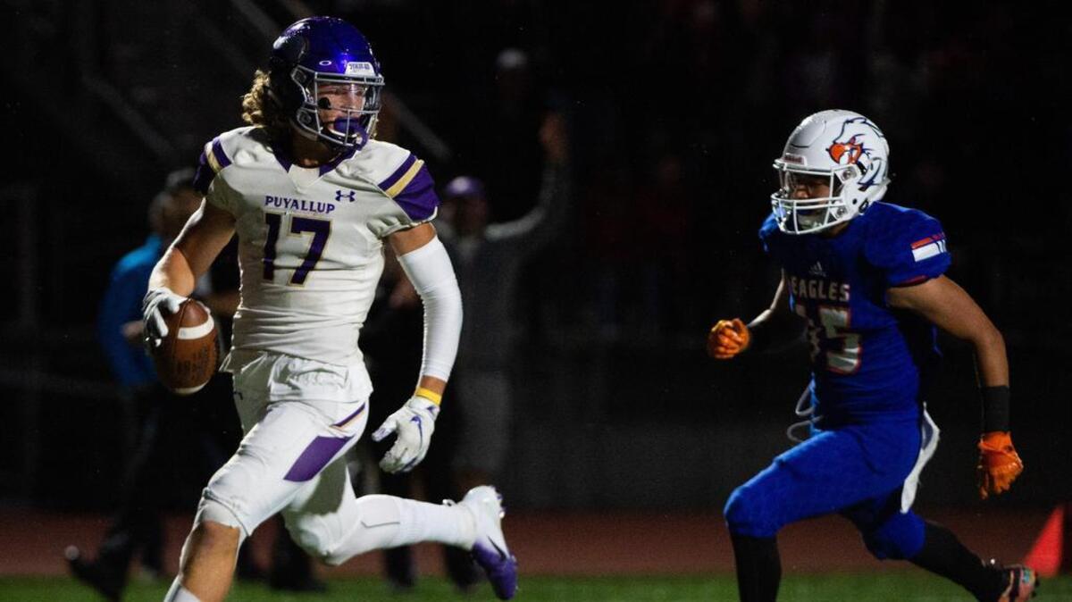 Puyallup’s Justin Haase (17) runs after a catch for a touchdown in the first quarter. Graham-Kapowsin played Puyallup in a football game at Art Crate Field in Spanaway, Wash., on Friday, Sept. 21, 2018.