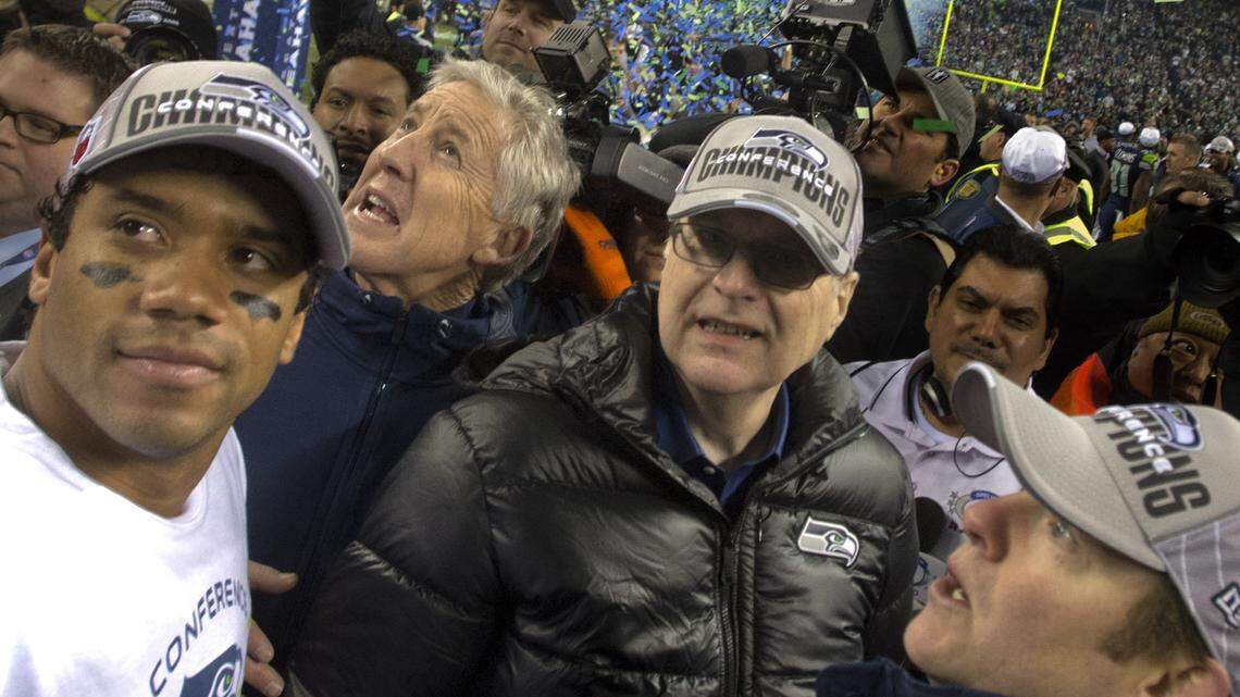 Social media reacts to Paul Allen’s death. ‘Thank you so much for your many contributions’