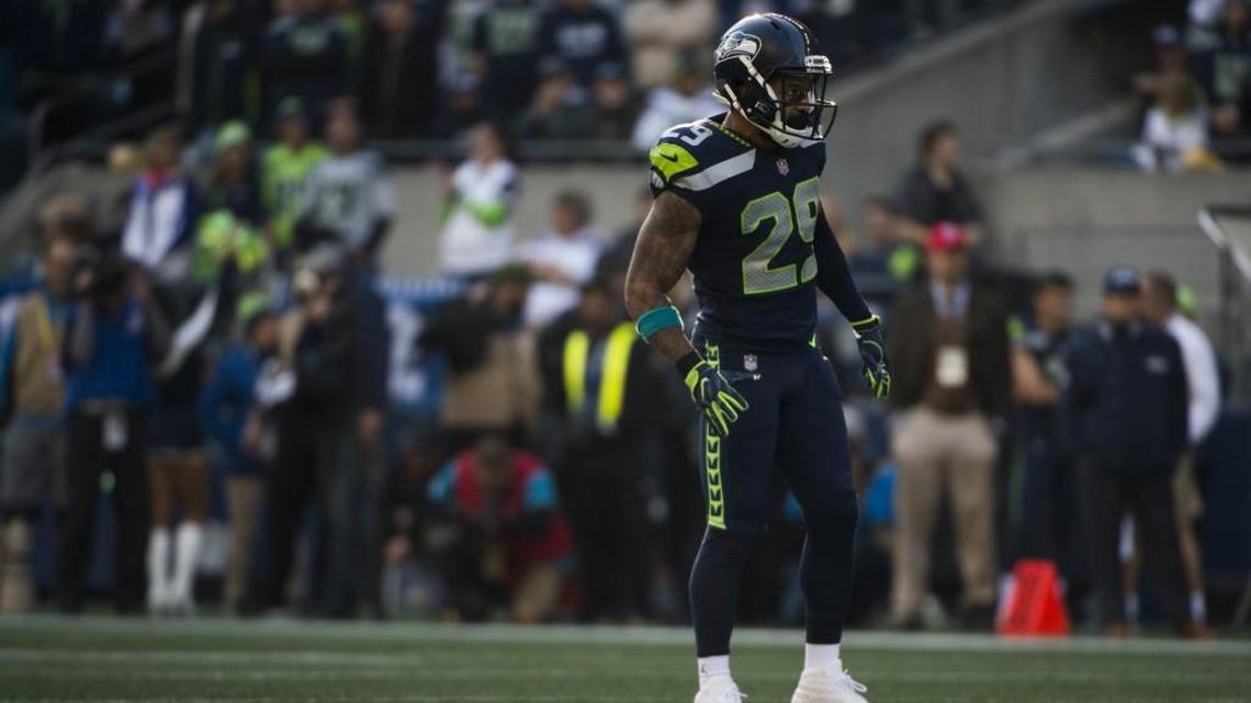 As he begins the second week of his holdout from Seahawks training camp, All-Pro safety Earl Thomas goes online again, this time to explain why he is staying away.