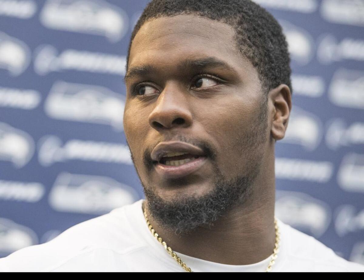The Seahawks have reportedly released 22-year-old defensive lineman Malik McDowell from their non-football injury list. Their top rookie draft choice from 2017 never practiced let alone played for Seattle because of head injuries from a mysterious ATV accident in the summer of 2017, weeks after he signed his contract.