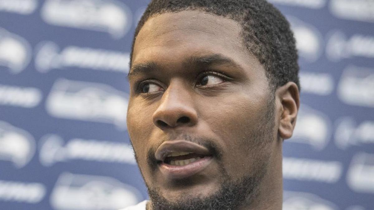 The Seahawks have reportedly released 22-year-old defensive lineman Malik McDowell from their non-football injury list. Their top rookie draft choice from 2017 never practiced let alone played for Seattle because of head injuries from a mysterious ATV accident in the summer of 2017, weeks after he signed his contract.