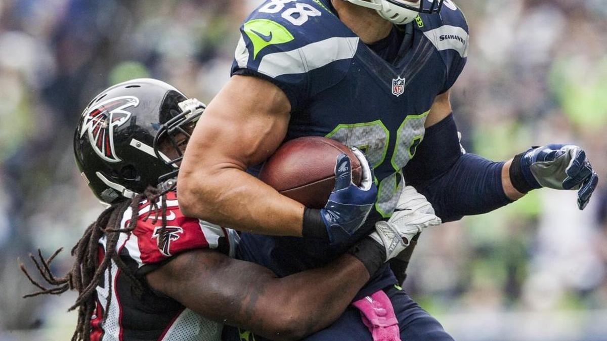 Seahawks tight end Jimmy Graham is tackled by Falcons safety Kemal Ishmael in the fourth quarter. Graham has been Seattle’s most targeted receiver in the past two games.