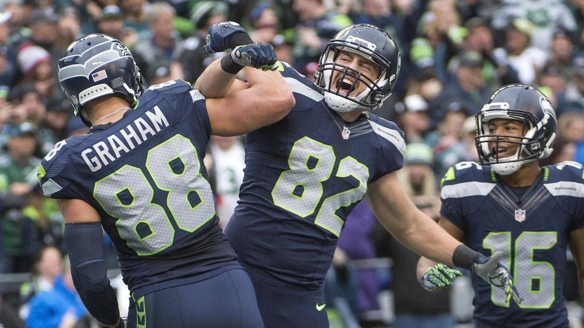 Luke Willson (82), for the last three seasons a partner at tight end with Jimmy Graham for the Seahawks, said goodbye to Seattle online late Tuesday night. He’s about to sign a free-agent contract elsewhere, perhaps with the Detroit Lions near his hometown of LaSalle, Ontario.
