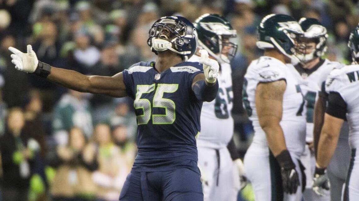 Frank Clark, Seahawks mourning loss of Clark’s father, 3 other family members in house fire
