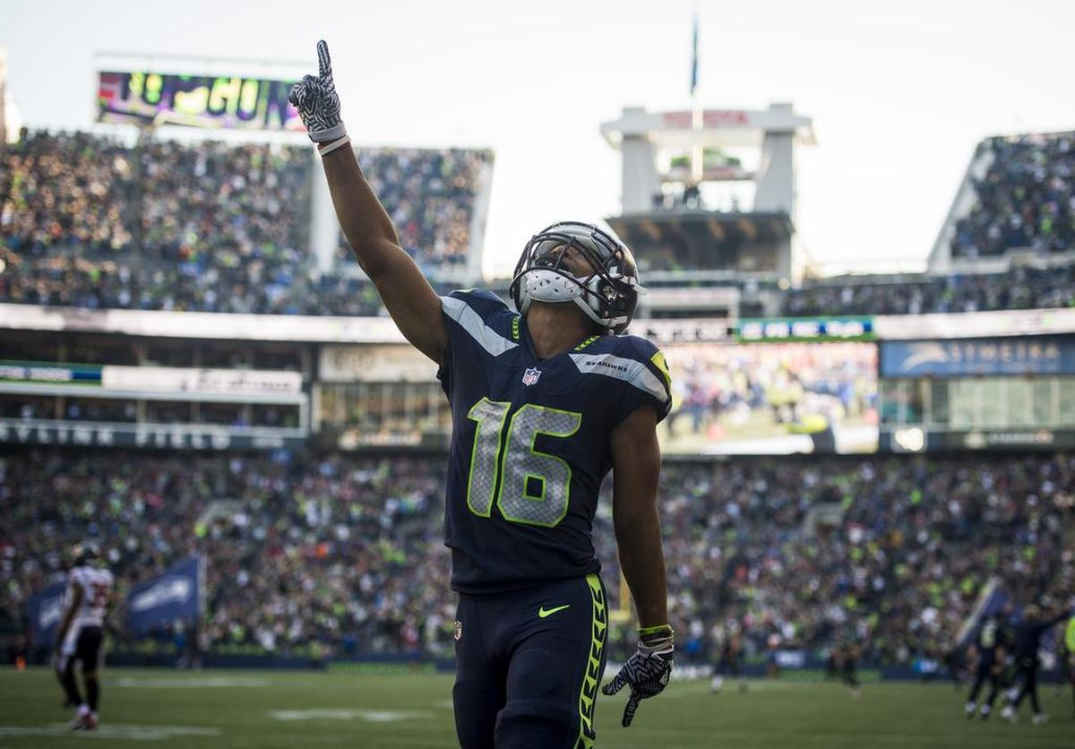 Seahawks wide receiver Tyler Lockett has $31.8 million reasons to celebrate, after his three-year contract extension he signed Wednesday with the team that drafted him in the third round in 2015.