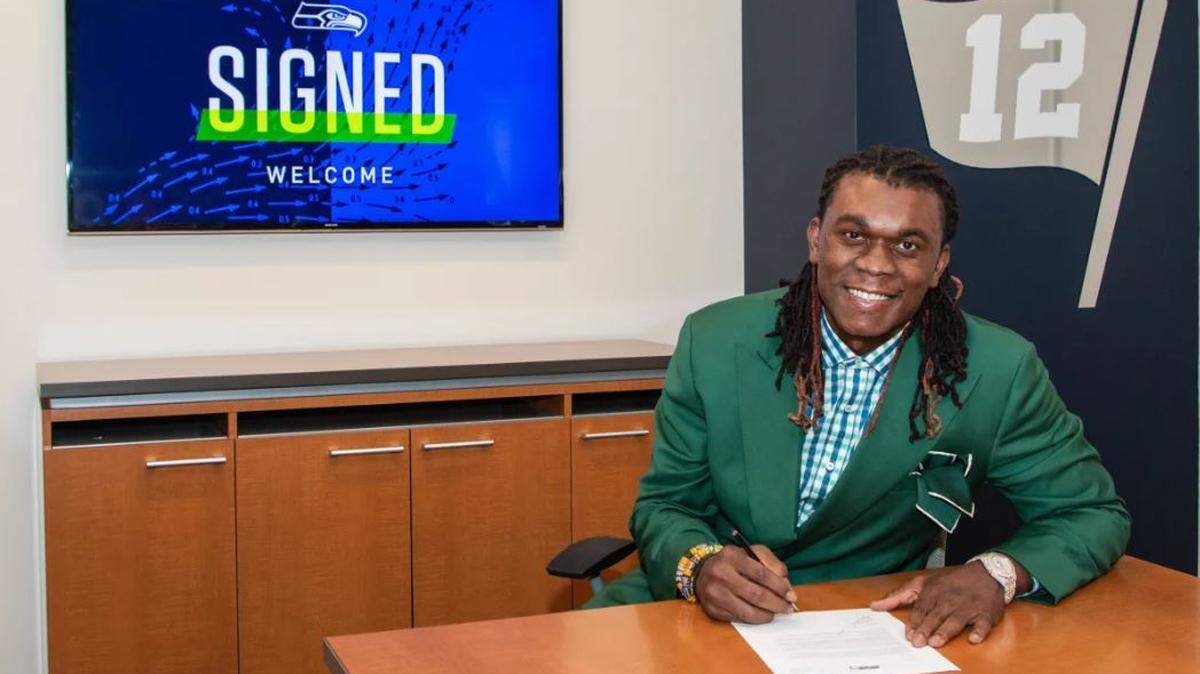 One-time Detroit Lions Pro Bowl pass rusher Ziggy Ansah signed his one-year contract with the Seahawks Friday inside his new team’s headquarters in Renton.
