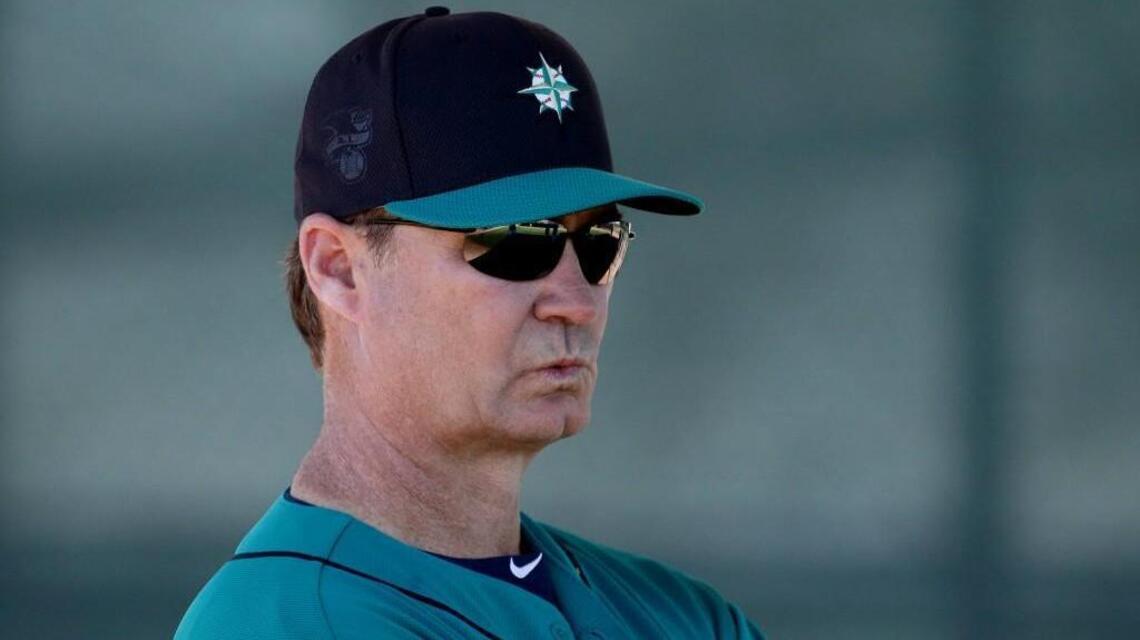 Dave Boling: Almost time to see how Servais manages Mariners’ chemistry