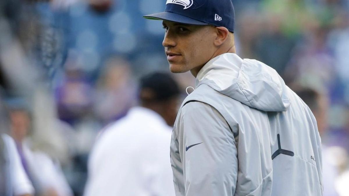 Seattle Seahawks tight end Jimmy Graham, who has four seasons of over 900 yards receiving, has four catches for 9 yards this season.