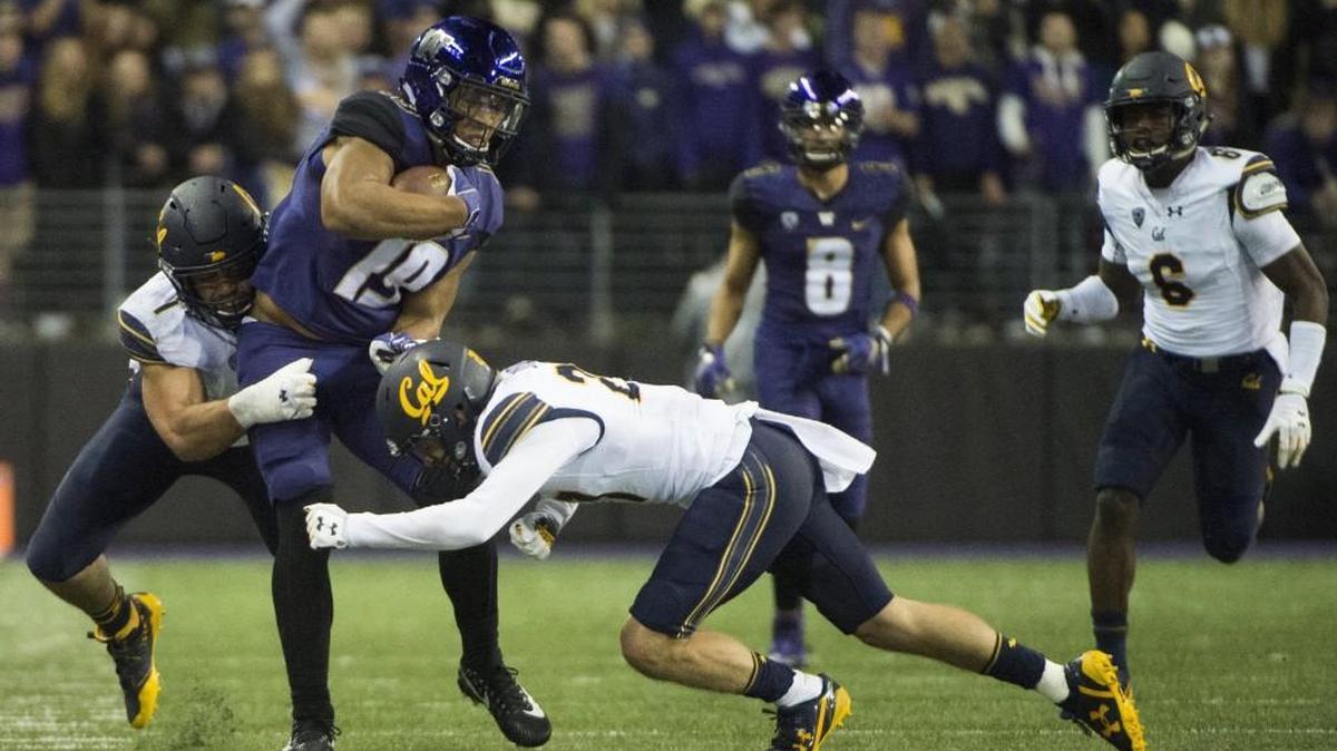 Washington tight end Hunter Bryant (19), a true freshman from Eastside Catholic in Issaquah, is a tight end who often lines up wide. He caught nine passes for 121 yards and a touchdown against California.