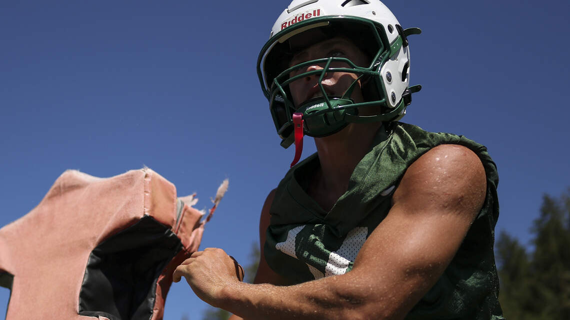 High school football season preview: Peninsula Seahawks