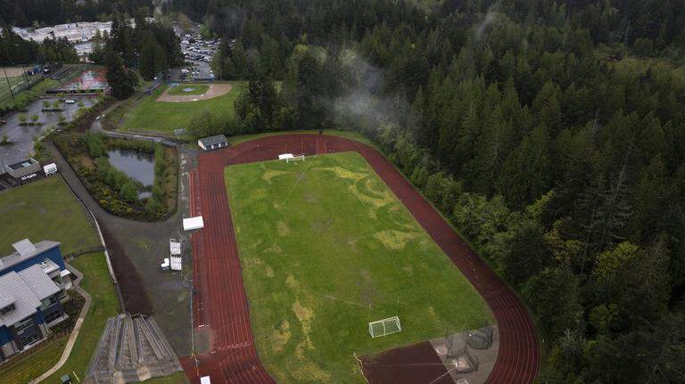 Will Gig Harbor’s new turf field accommodate varsity football games?