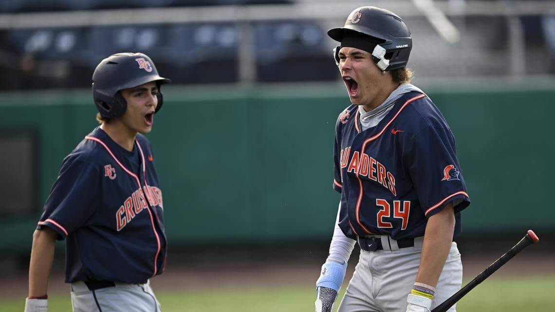 From No. 17 seed to state final: Eastside Catholic beats Decatur in 3A semis