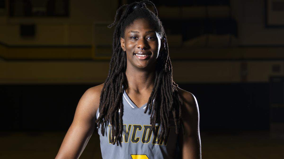 The News Tribune’s 2026 All-Area girls basketball first team player of the year Lincoln senior Oliviyah Edwards poses for a portrait at Lincoln High School on Saturday, March 14, 2026, in Tacoma, Wash.