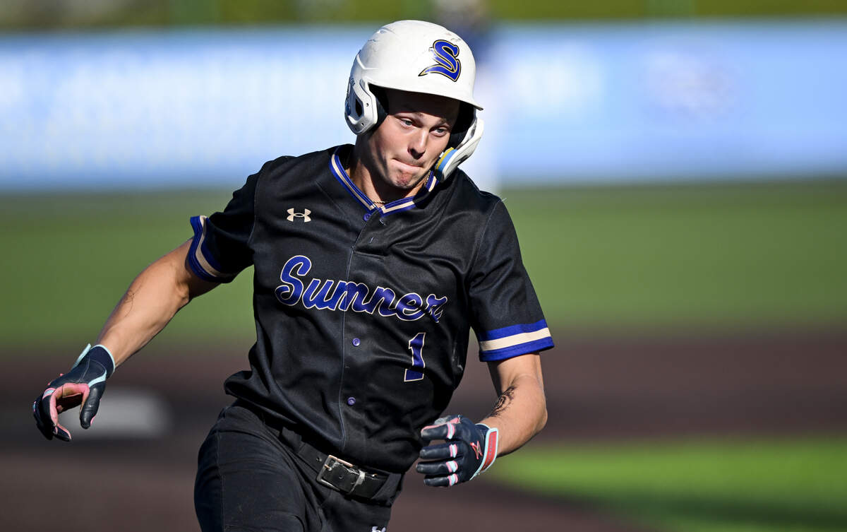 Sumner's Wyatt Plyler (1) rounds third base on his way to scoring a run against Gonzaga Prep during the 4A State championship game at Funko Field, on Saturday, May 30, 2026, in Everett, Wash.
