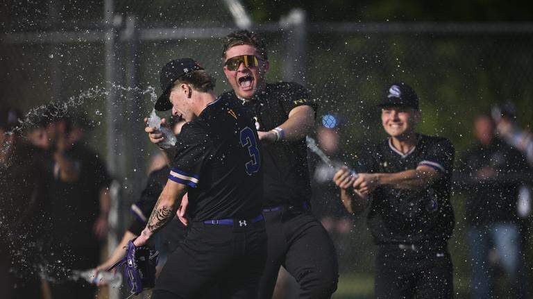 Ticket punched! Sumner crushes Kennedy Catholic to reach 4A semifinals