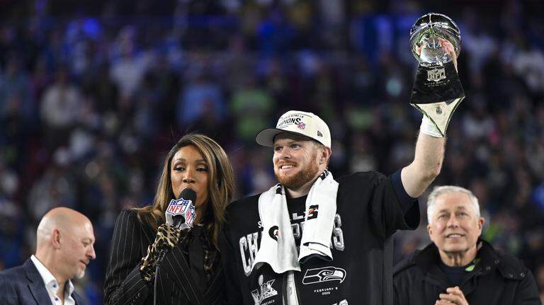 Seahawks schedule: Super Bowl redux start, L.A. 2x late, primetime glows galore