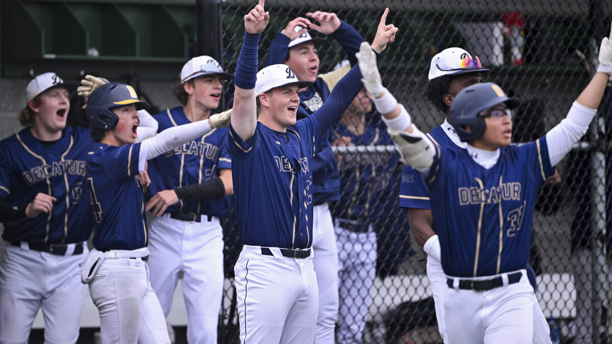 Decatur High Baseball Decatur holds off Shorewood in 3A State Baseball Tournament | Tacoma ...