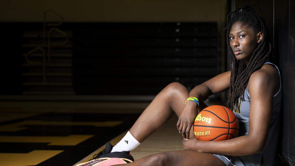 Lincoln’s Oliviyah Edwards is TNT’s 2026 All-Area Player of the Year
