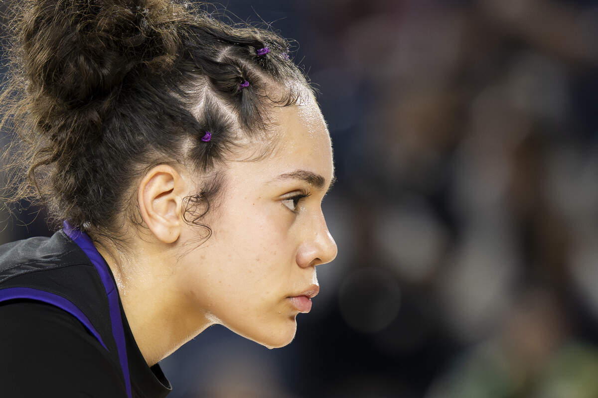Sumner guard Olivia Collins (10) locks down a Lake Washington player at half court during the semifinal round of the 4A State Tournament at the Tacoma Dome, on Friday, March 6, 2026, in Tacoma, Wash.