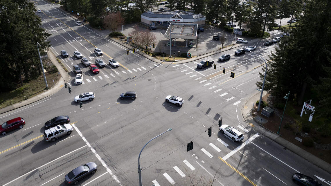 This busy Pierce County intersection has long backups. Will WSDOT make changes?