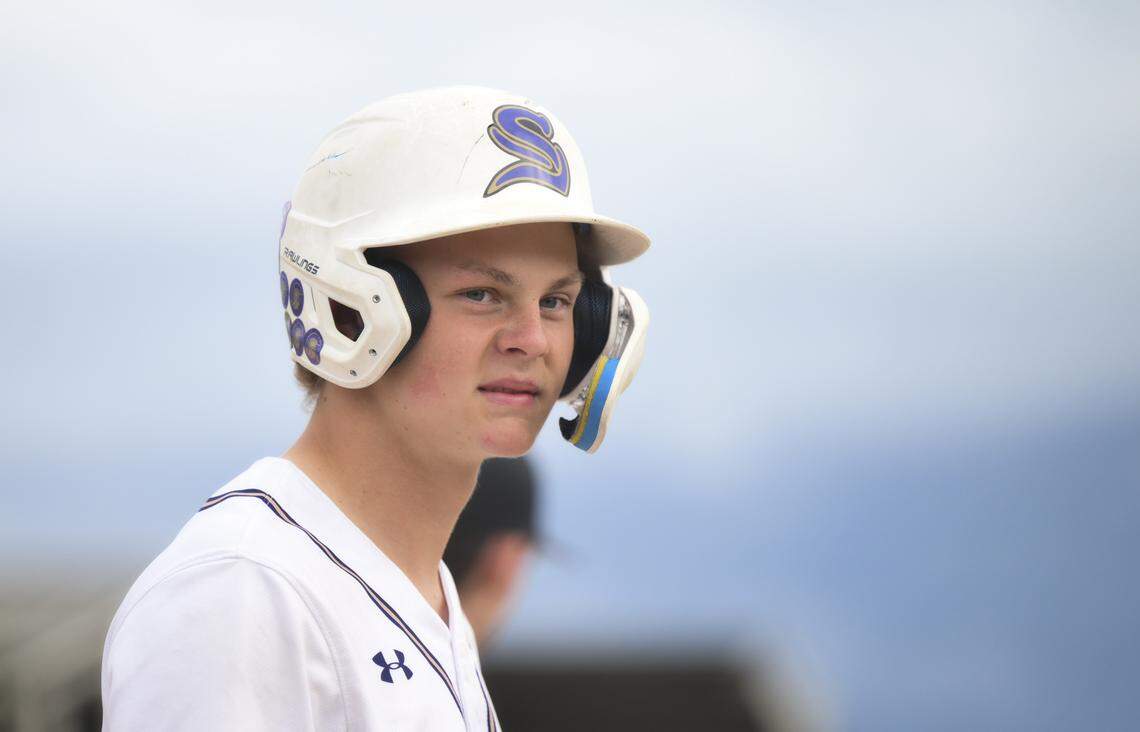 Sumner’s Wyatt Plyler (1) looks on after making it to third base during the game against Emerald Ridge at Sumner High School, on Tuesday, April 21, 2026, in Sumner.
